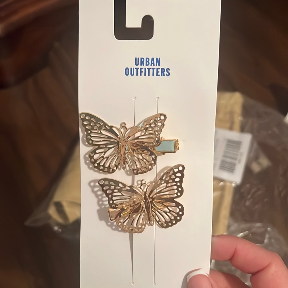Hair clips